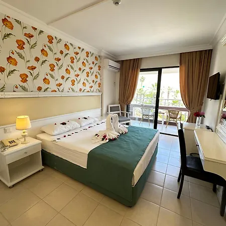 Chateau De 3* Μαρμαρίς