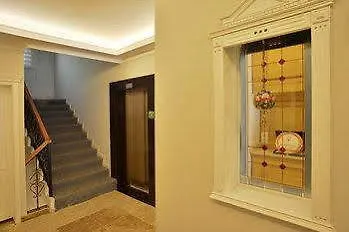 Chateau De Ξενοδοχείο 3*