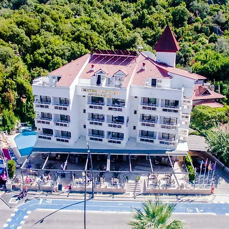 Chateau De 3*