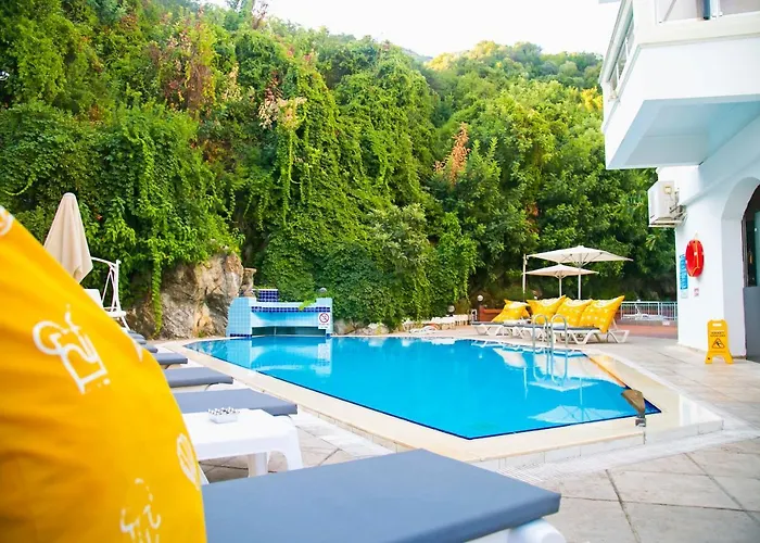 Hotell Chateau De 3*