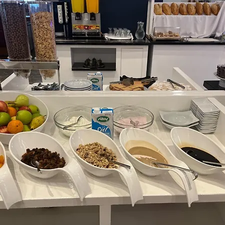 Chateau De マルマリス