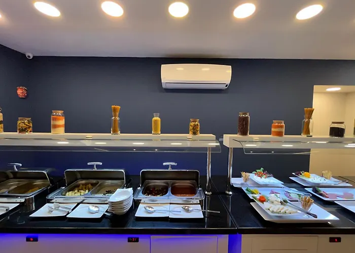 ホテル Chateau De マルマリス