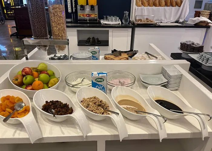 Chateau De マルマリス