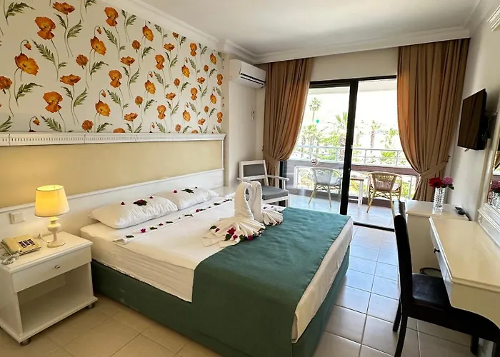 Chateau De 3* Μαρμαρίς