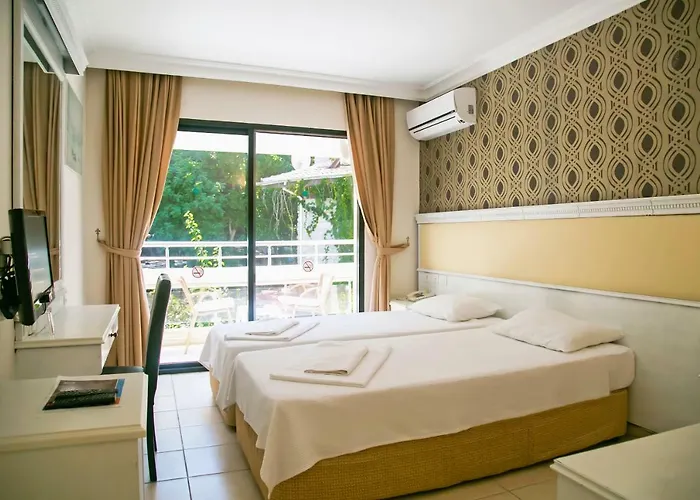 Chateau De 3* Μαρμαρίς